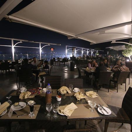 Defence Raya Golf & Country Club Hotel Lahore Luaran gambar