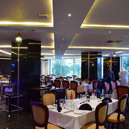 Defence Raya Golf & Country Club Hotel Lahore Luaran gambar
