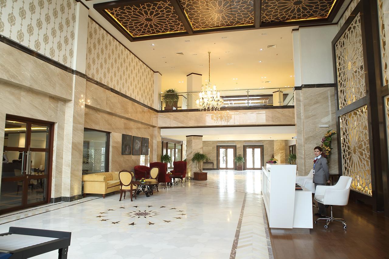 Defence Raya Golf & Country Club Hotel Lahore Luaran gambar