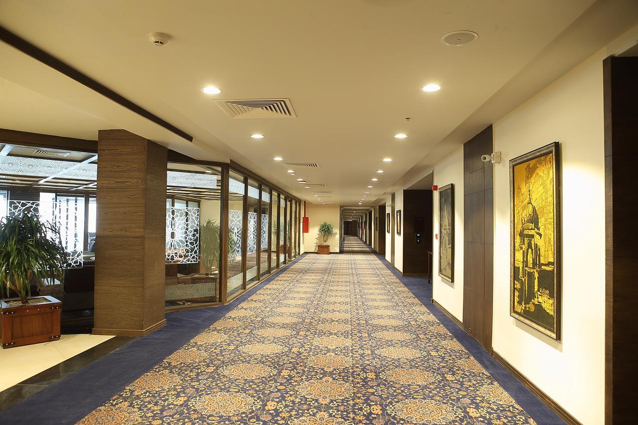 Defence Raya Golf & Country Club Hotel Lahore Luaran gambar
