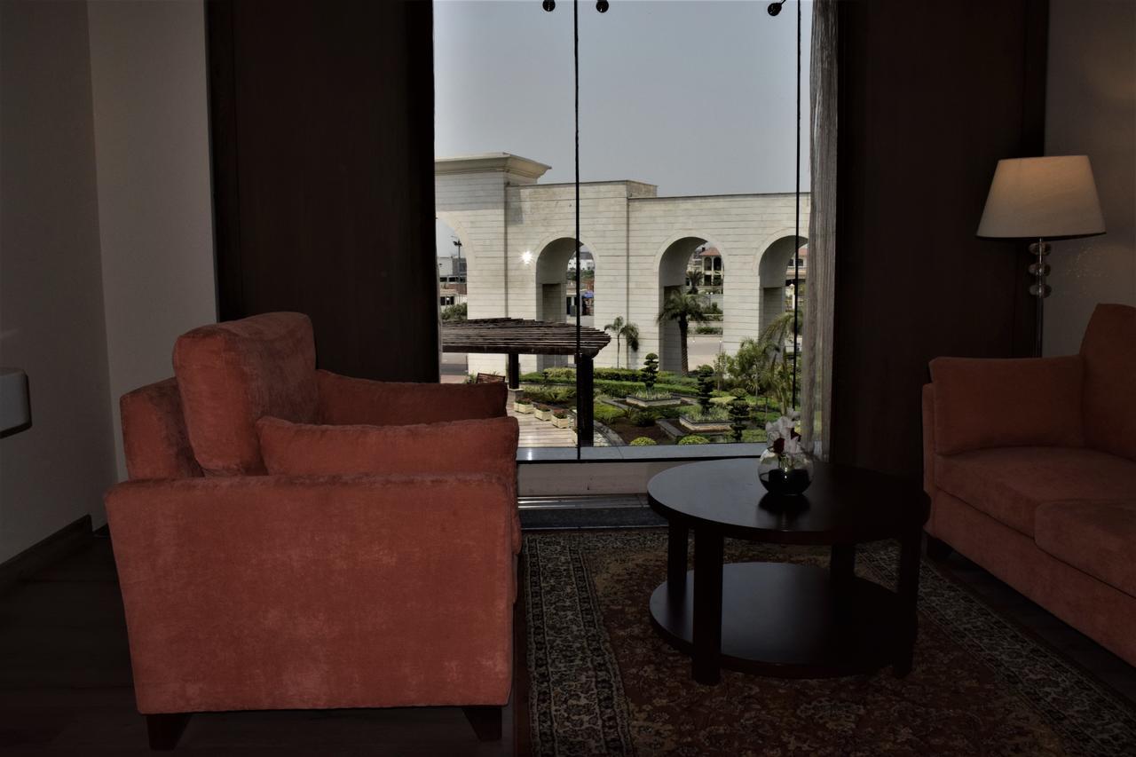 Defence Raya Golf & Country Club Hotel Lahore Luaran gambar